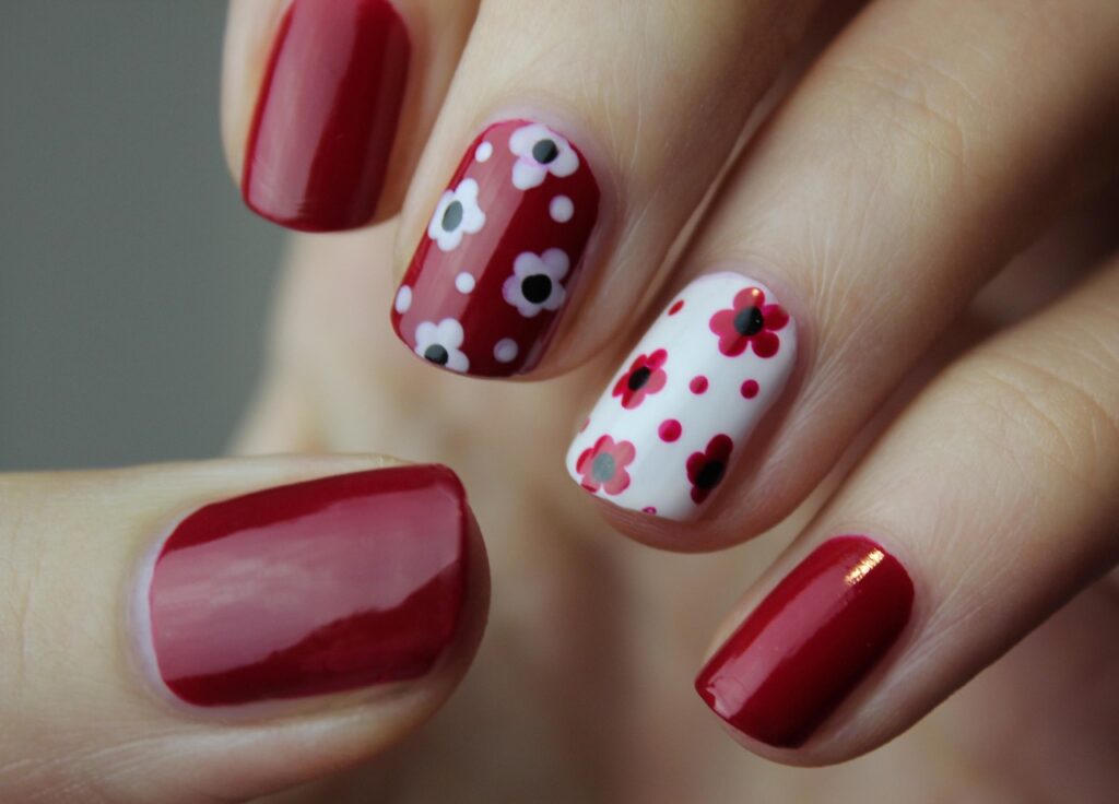 nail art, flower background, manicure, flower wallpaper, nails, nail polish, cuticles, red manicure, red nail art, floral nail art, floral nails, flowers, fingernails, color, polish, beautiful flowers, woman, hand, nail spa, style, nature, glamour, female, natural nails, elegant nails