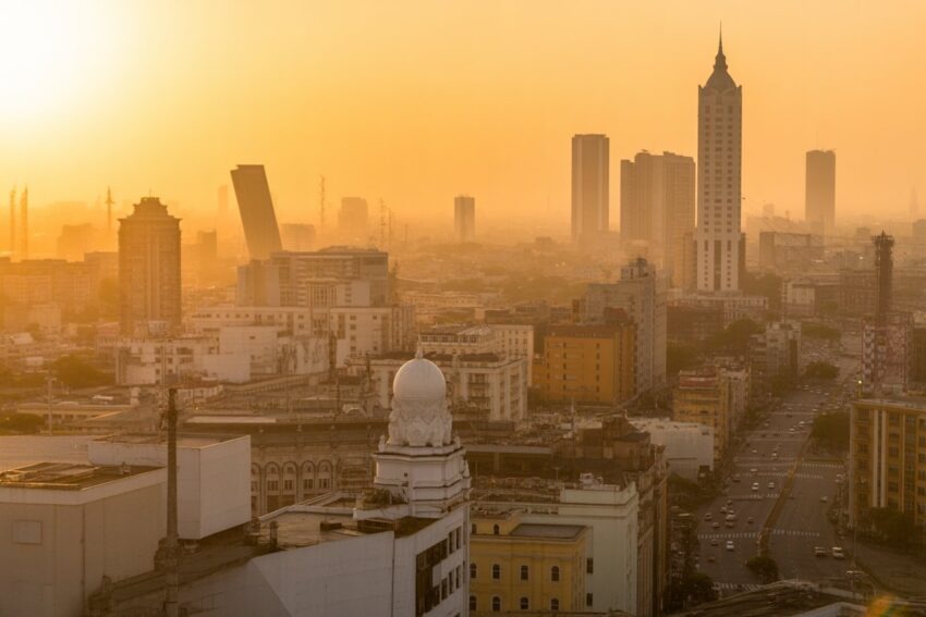 A-golden-toned-vibrant-view-of-lagos-bus_6unyrcx0s3avdzbrnjkkhg_fmmysbntrhcgdkquyegmtw - travel and tour world